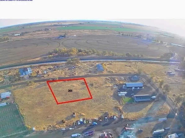 205 Sam Ave, George, WA 98824