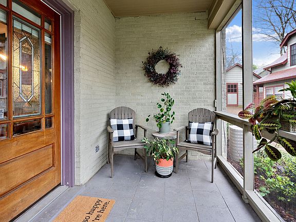 5th image of 2713 Westwood Ave
