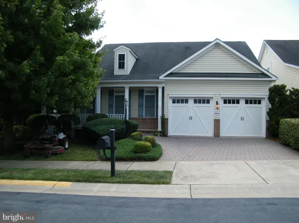 401 Wheatfield Ln, Winchester, VA 22601