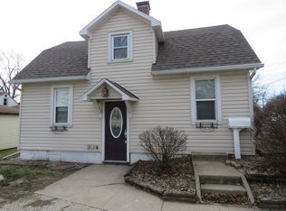 860 W Park Dr, Kankakee, IL 60901