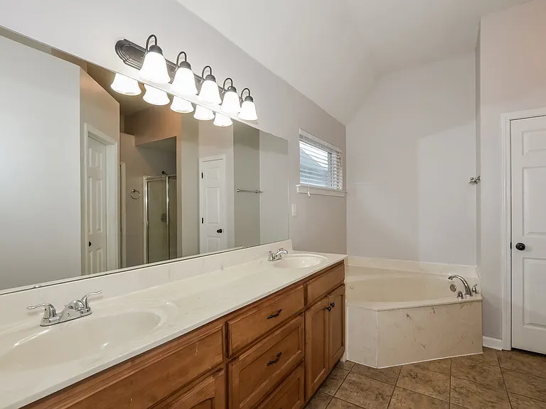 9007 Billy Pat Dr — Photo 12