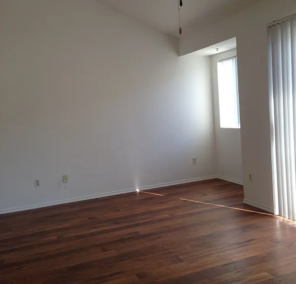 7831 Glencoe Dr #3 — Photo 10