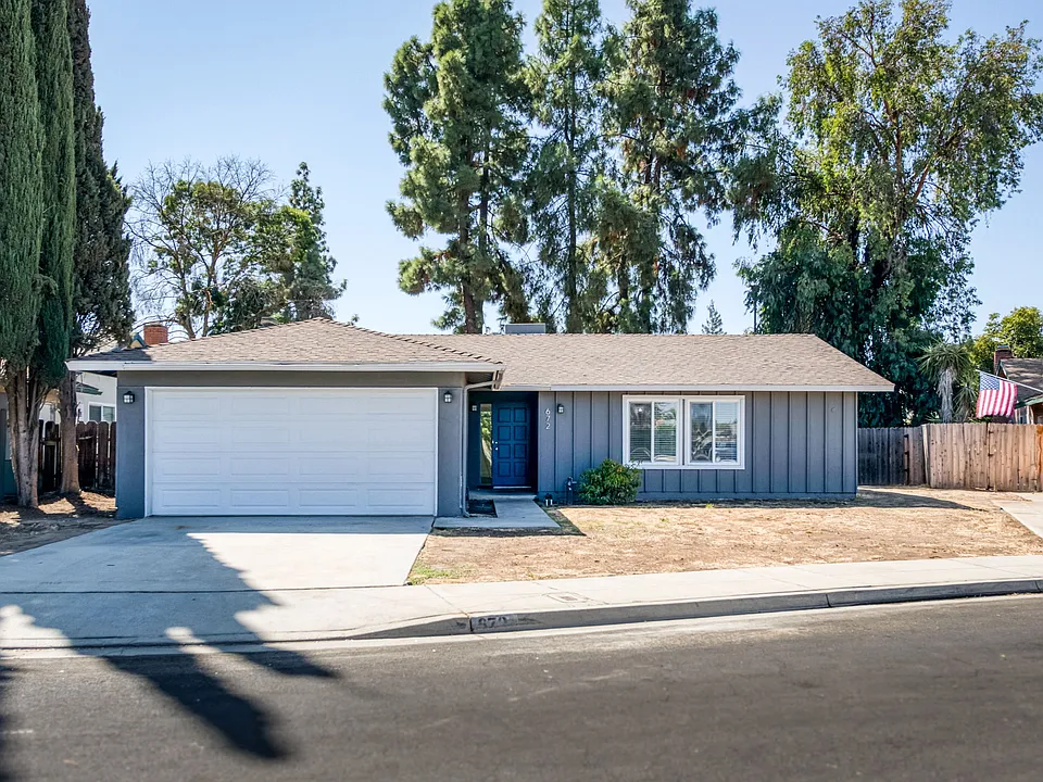 672 W Antonio Dr