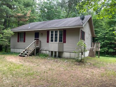 8725 W River Rd, Irons, MI, 49644