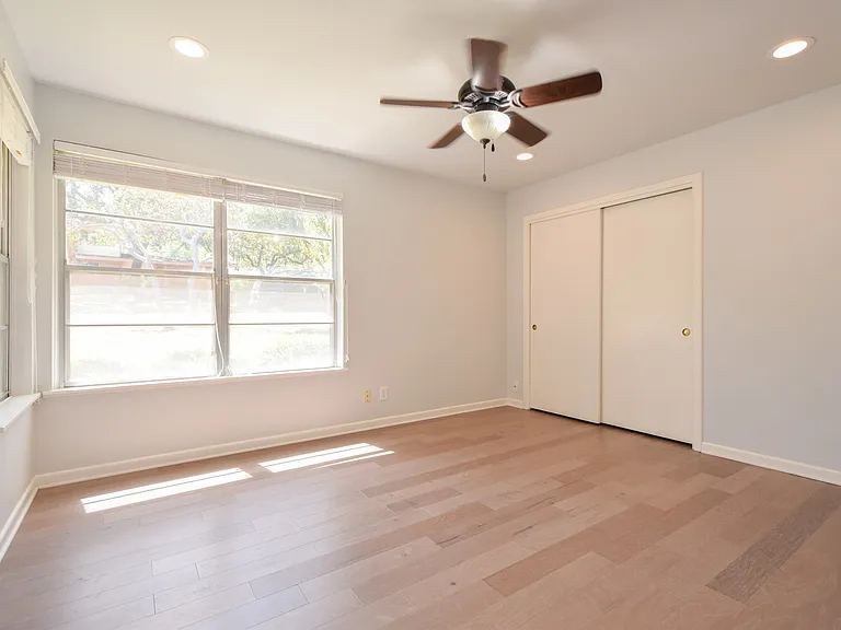 5003 Westview Dr — Photo 27