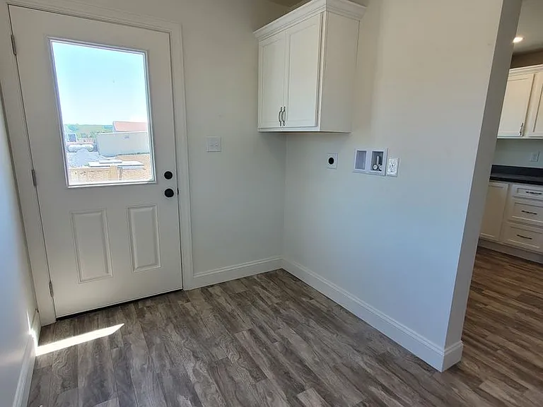 3214 Mill Ln — Photo 12
