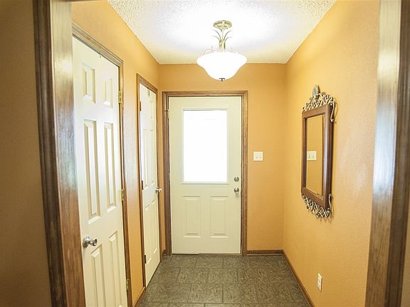 2nd image of 204 Kimball Dr
