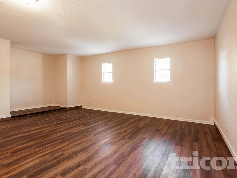 12119 Fawnway Dr — Photo 3