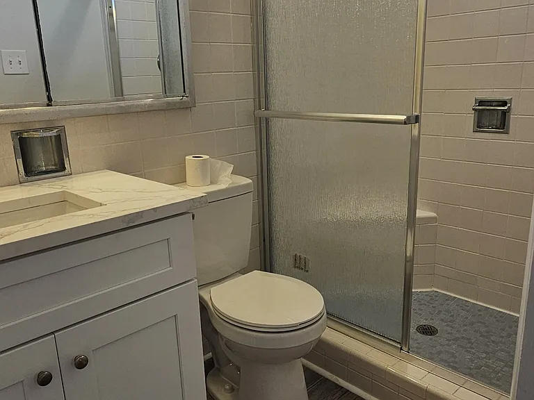 1329 Fairfield Dr — Photo 7