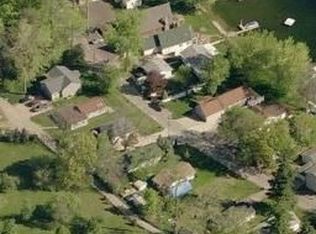 1054 Sunrise Park St, Howell, MI 48843