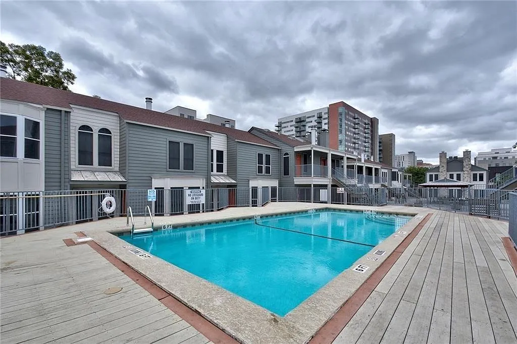 Photo 2 of 9 - 2529 Rio Grande St #1 - Austin, TX Building Photo - 2529 Rio Grande St #1