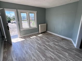 2800 Vermont Ave #4, Halethorpe, MD 21227