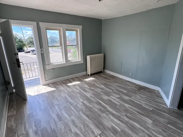 2800 Vermont Ave #4, Halethorpe, MD 21227