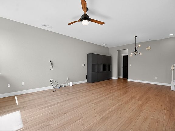 3rd image of 1654 Aspen Meadows Cir