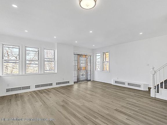 1st image of 36 Fillmore St #2