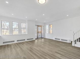 36 Fillmore St #2, Staten Island, NY 10301