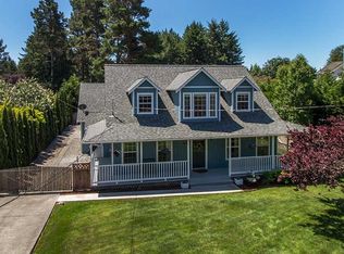 530 Nob Hill Rd, Fortuna, CA 95540