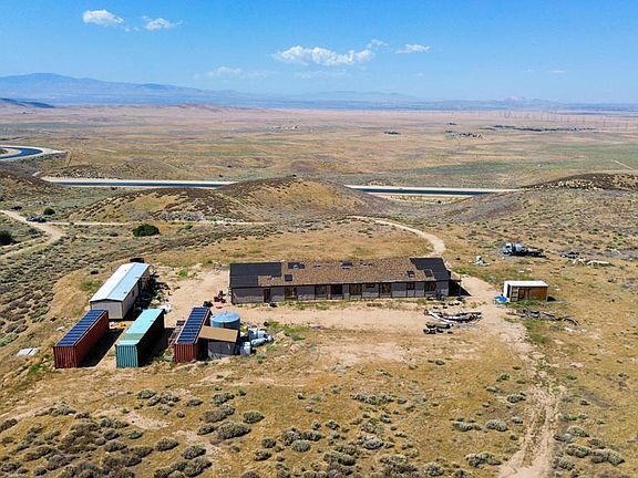 2nd image of 44132 Munz Ranch Rd