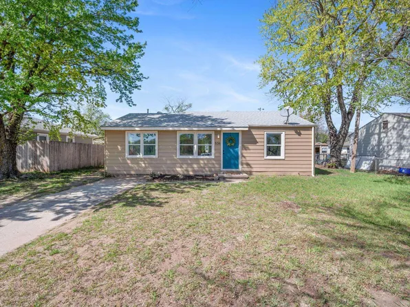 536 W 47th St S, Wichita, KS 67217