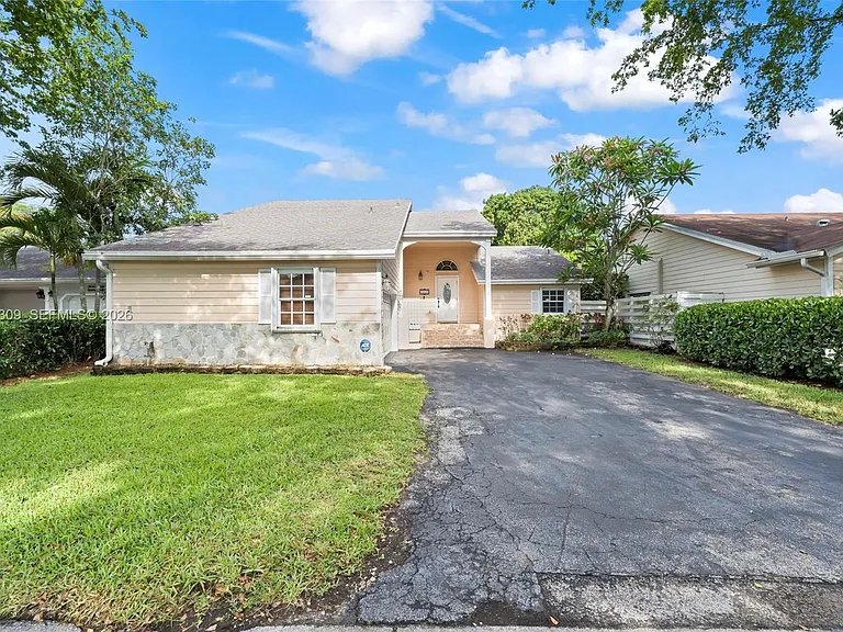 15026 SW 141st Ct — Photo 1