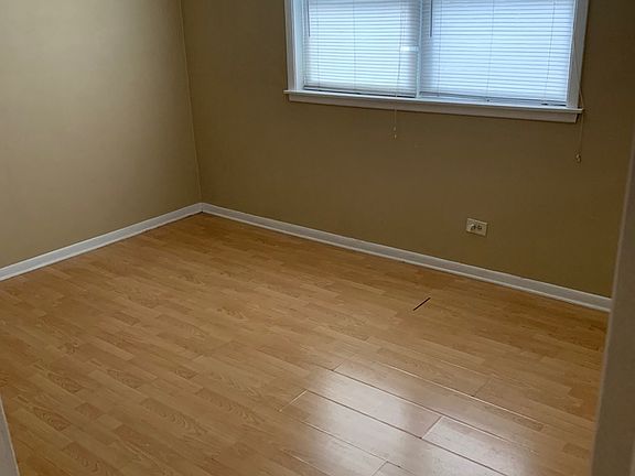 3rd image of 4337 Prescott Ave APT 2A