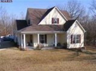 143 Strack Farm Ln, Troy, MO 63379