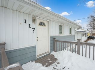 117 21st St SE APT B, Rochester, MN 55904