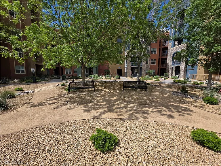 62 E Serene Ave #225 — Photo 5