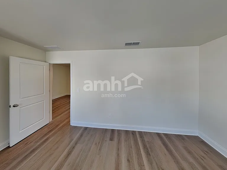 3347 Emzy Dr — Photo 13