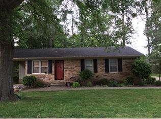 123 E 6th St, Henderson, TN 38340