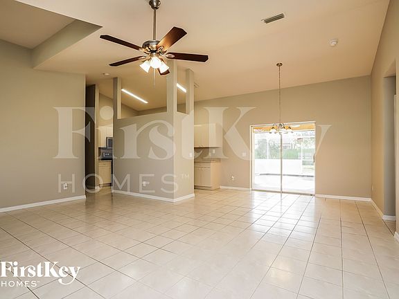 3rd image of 1506 SE 19th Ter