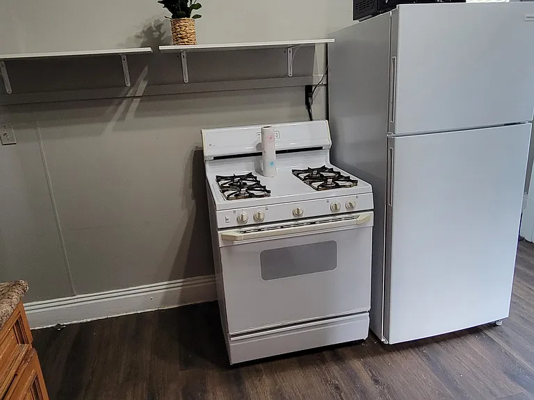 3682 Craig Ave #3 — Photo 3