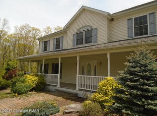 20 Sheps Ct, Hawley, PA 18428