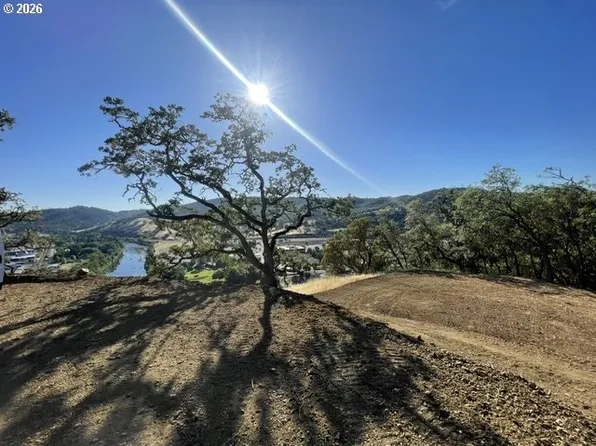 0 SE Strong Ave, Roseburg, OR 97470