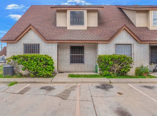 8710 McPherson Rd APT 9C, Laredo, TX 78045