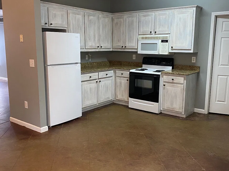 475 Brelands Overlook Dr