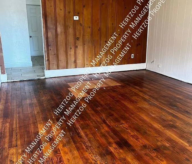 722 N Palm St — Photo 5