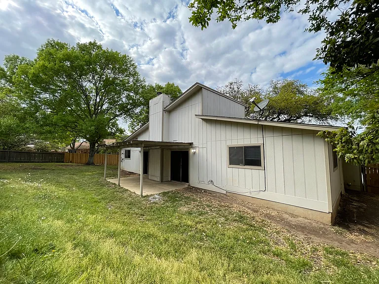 6158 Desert Trail St — Photo 16