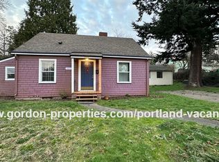 5806 SE Cesar E Chavez Blvd, Portland, OR 97202