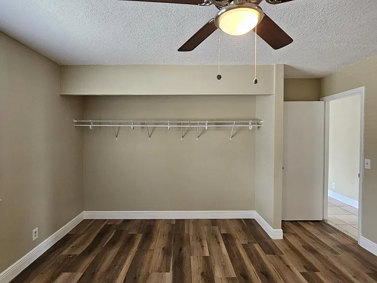 4795 Orleans Ct #B — Photo 13