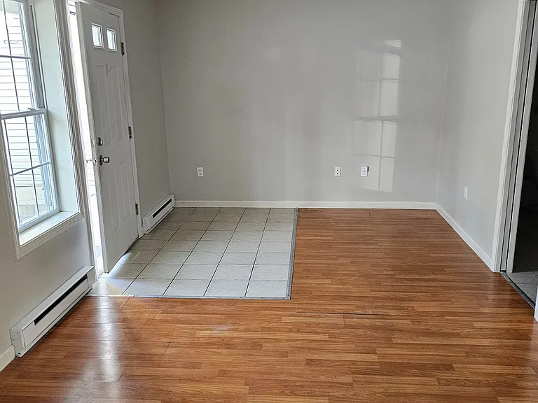 400 S Keyser Ave #B1 — Photo 6