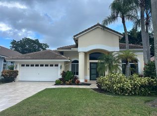 19922 Dinner Key Dr, Boca Raton, FL 33498