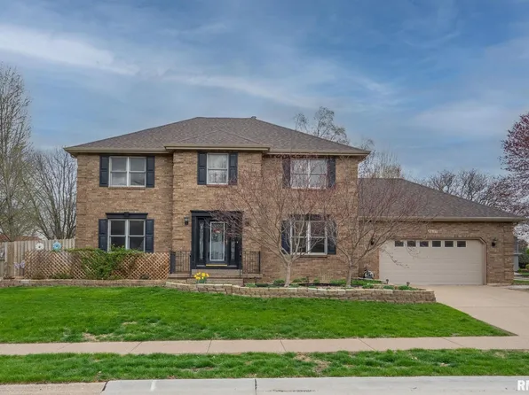 3630 Deer Springs Dr, Bettendorf, IA 52722