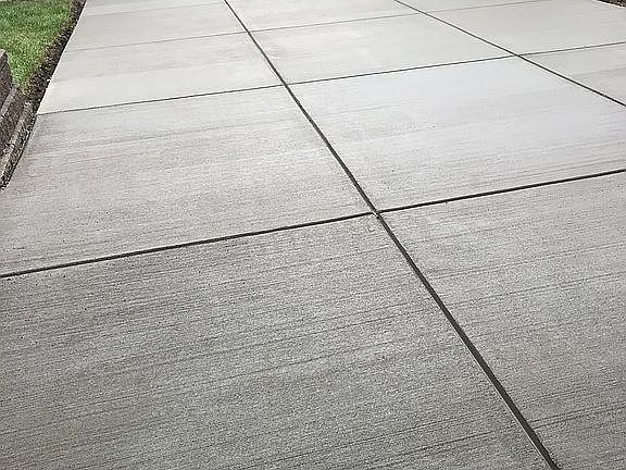 New concrete driveway