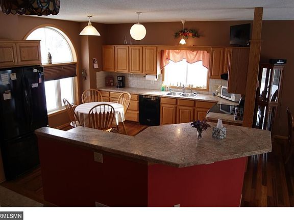 3rd image of 20770 Georgia Avenue Ct N