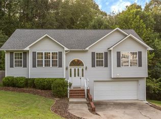 2105 Priya St, Thomasville, NC 27360