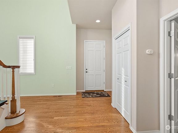 5th image of 3709 Prestwick Ln SE