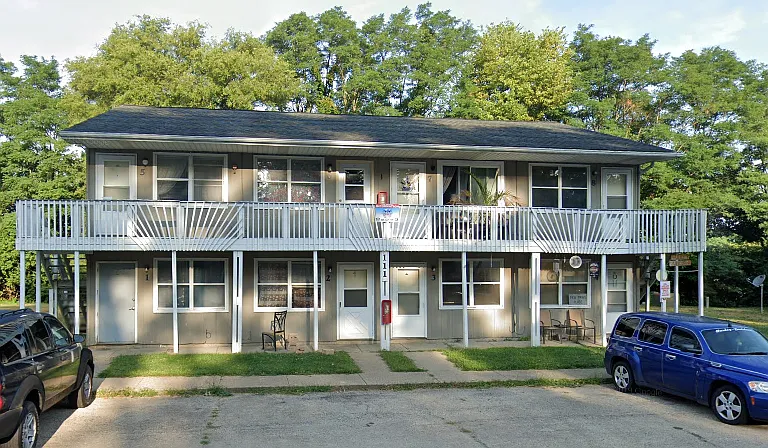 111 Park View Ct #8 — Photo 1