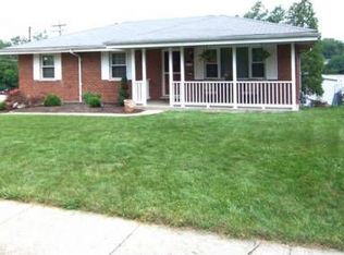 5698 Victoryview Ln, Cincinnati, OH 45233