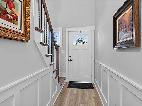 2nd image of 1008 Libby Way